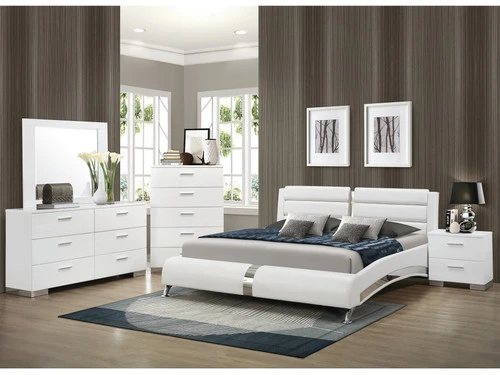 Jeremaine White Queen 4 Pcs Set