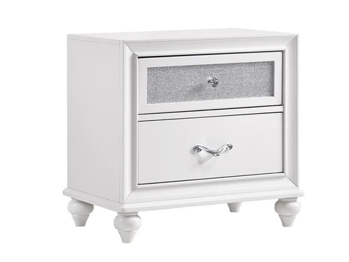 Quentin White Upholstered King 4 Pcs Set - Image 4